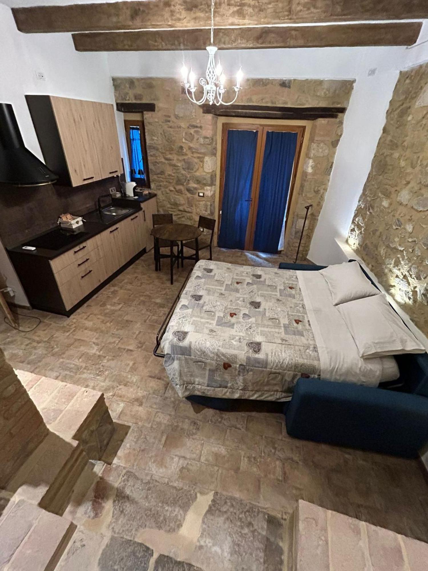 Borgo Di Mezzo Apartment Castelnuovo dell'Abate ภายนอก รูปภาพ