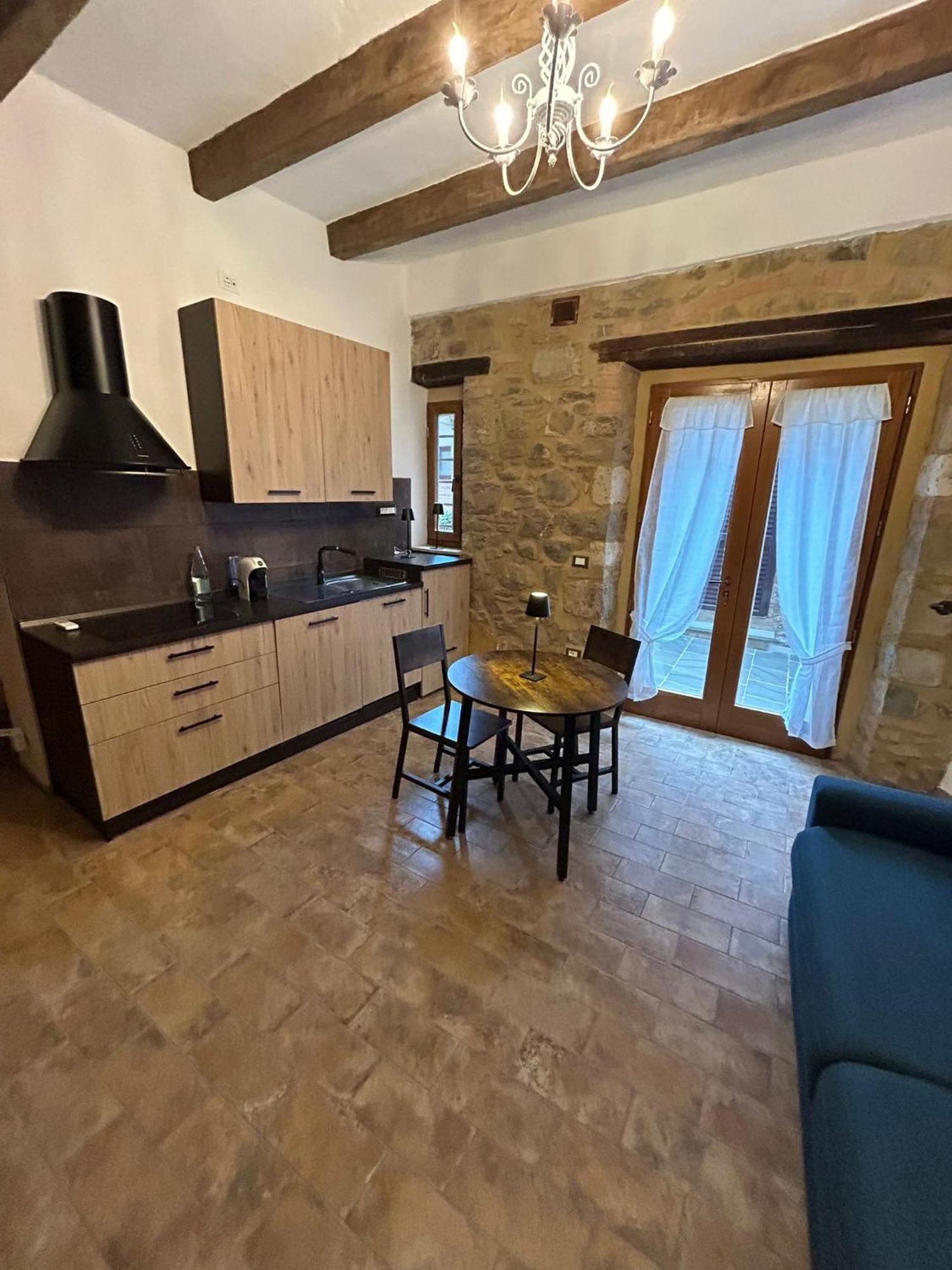 Borgo Di Mezzo Apartment Castelnuovo dell'Abate ภายนอก รูปภาพ